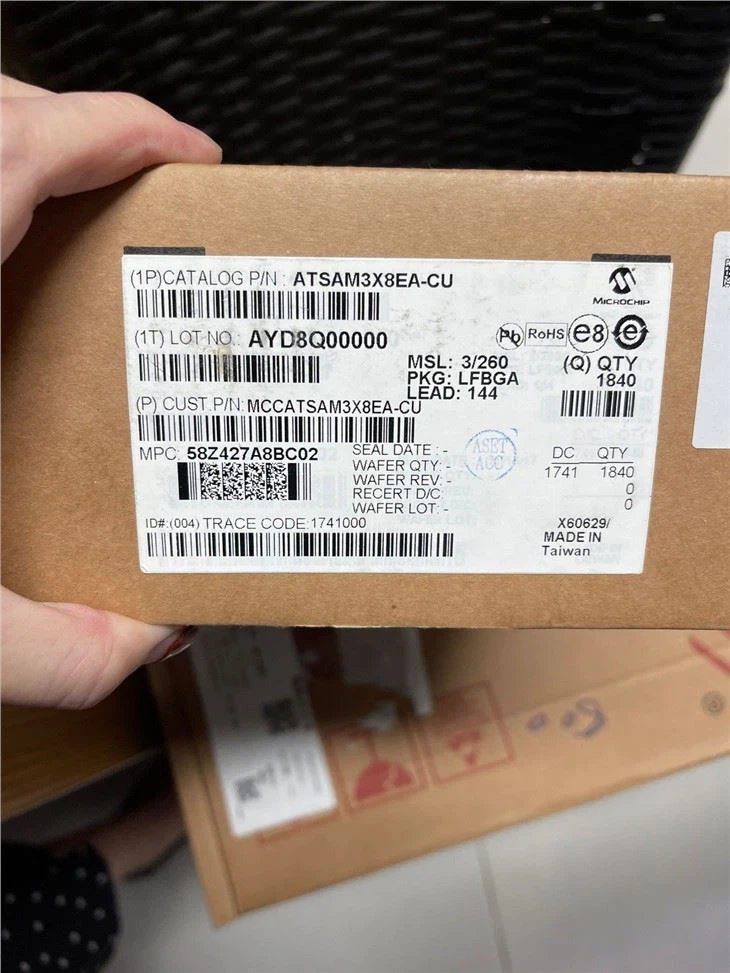 Electronic Components Ics BQ40Z50RSMR-R2 Microcontroller Wireless Ic