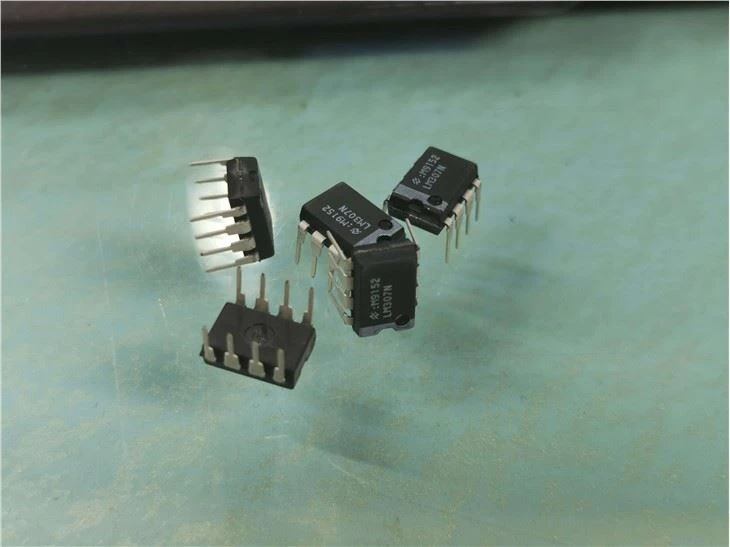 Új és eredeti STM32F103VCT6 elektronikus alkatrészek